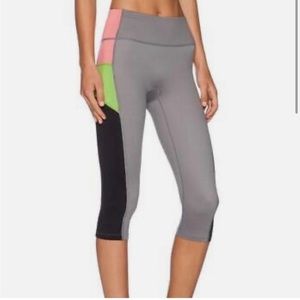 Spanx Grey colorblock leggings XL